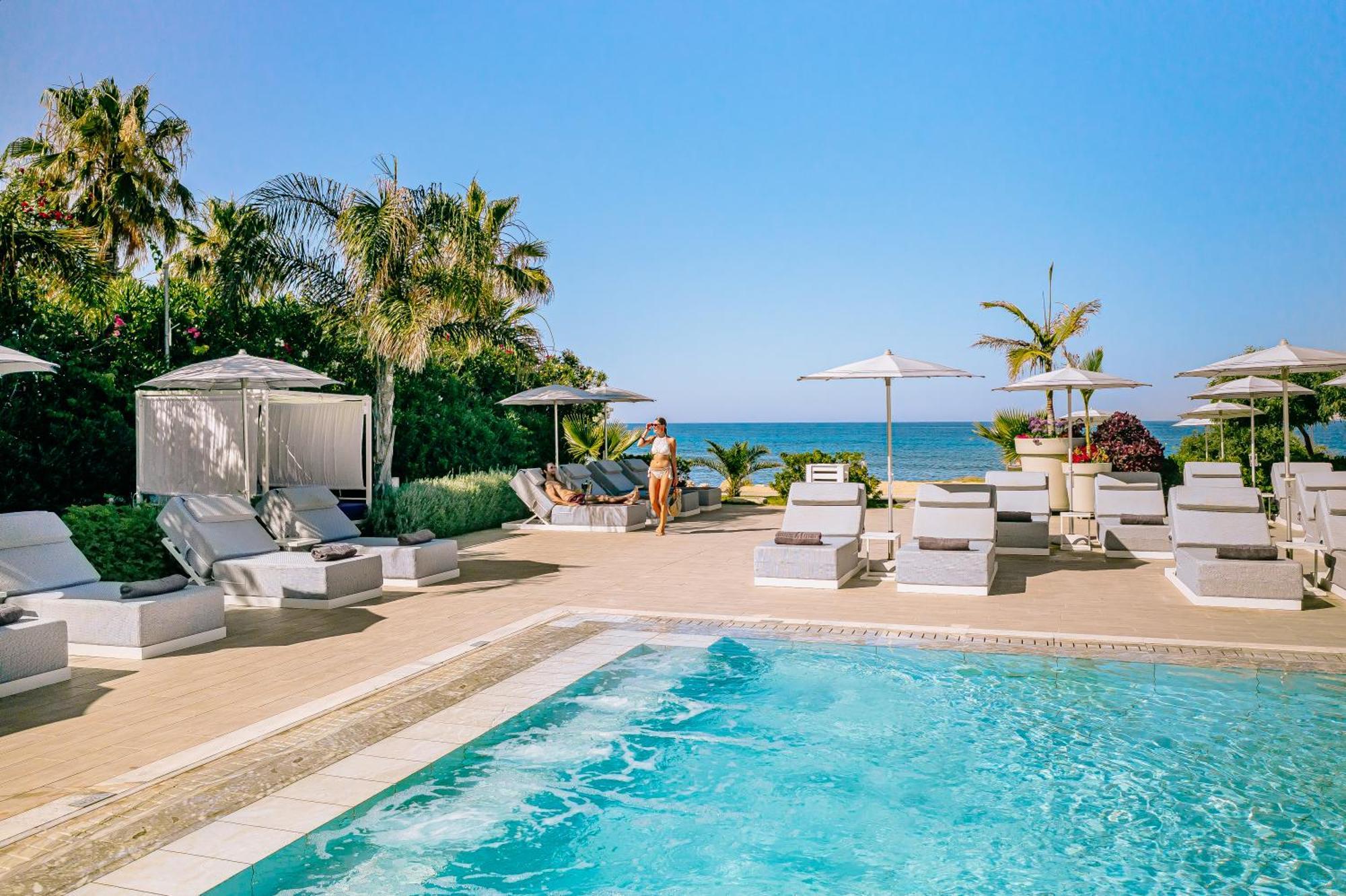 Ivi Mare - Designed For Adults By Louis Hotels Geroskipou Exteriör bild The Beach Club at The Standard, Miami Beach