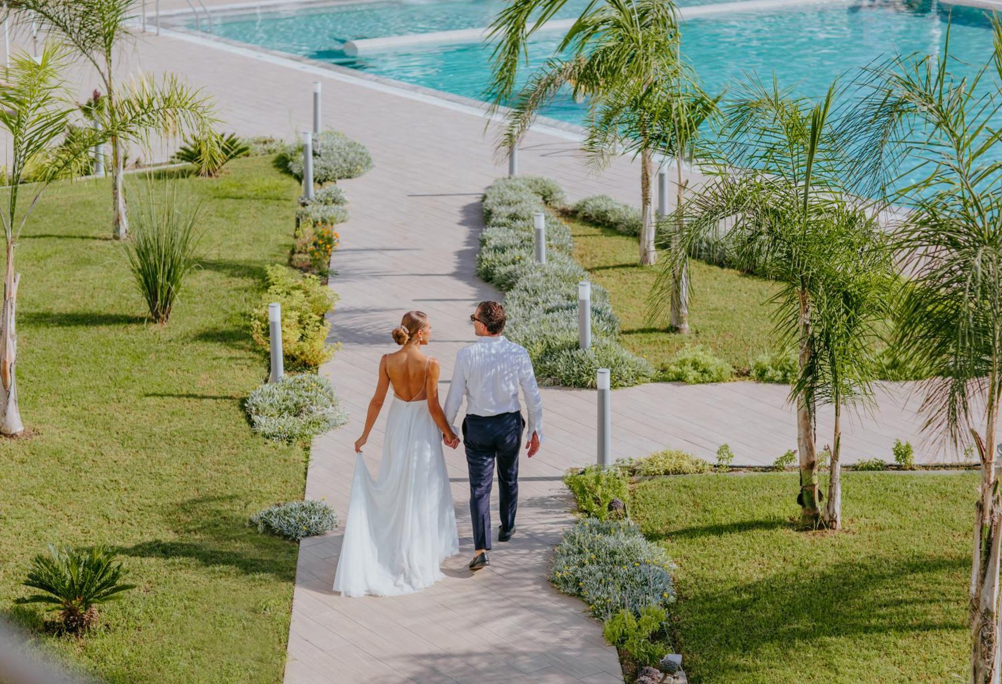 Ivi Mare - Designed For Adults By Louis Hotels Geroskipou Exteriör bild Wedding at the resort