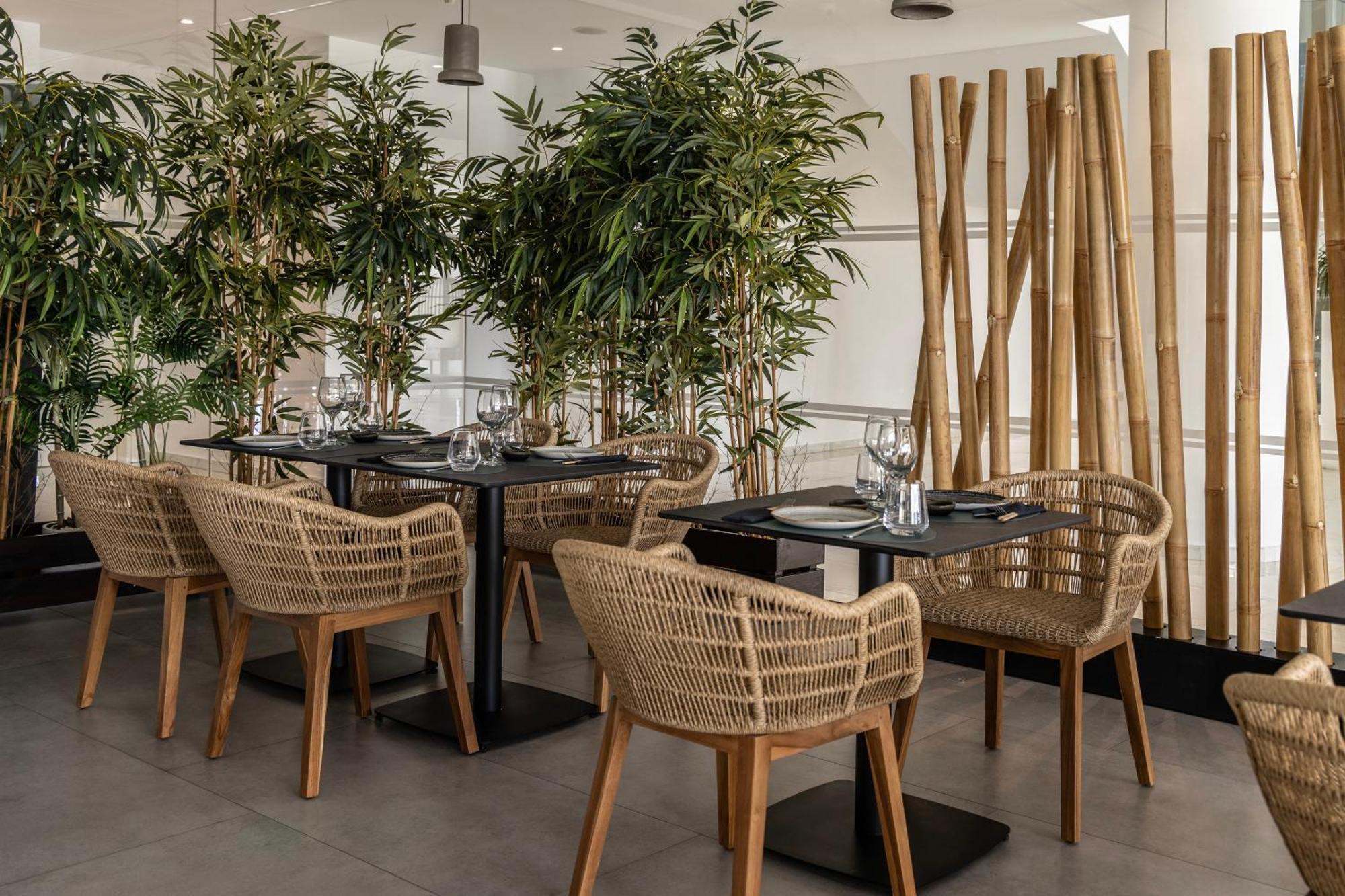 Ivi Mare - Designed For Adults By Louis Hotels Geroskipou Exteriör bild Restaurant interior